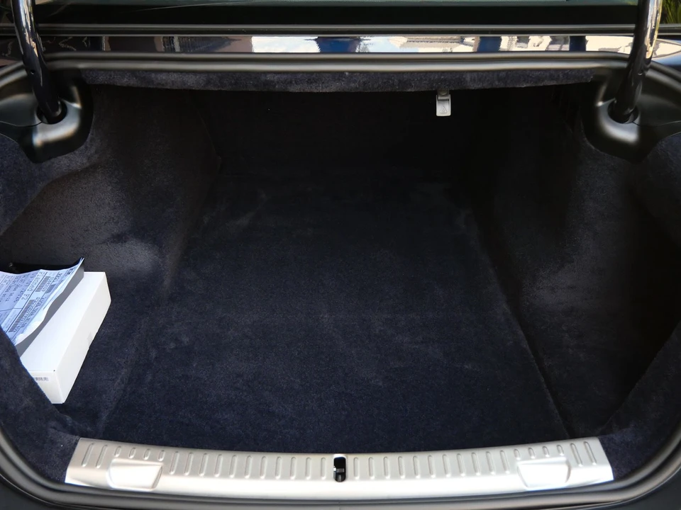 2027 Rolls-Royce Ghost 2nd Gen - Image 30 of 31