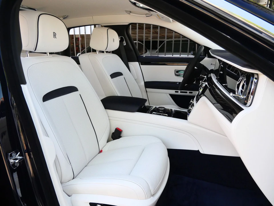 2027 Rolls-Royce Ghost 2nd Gen - Image 31 of 31
