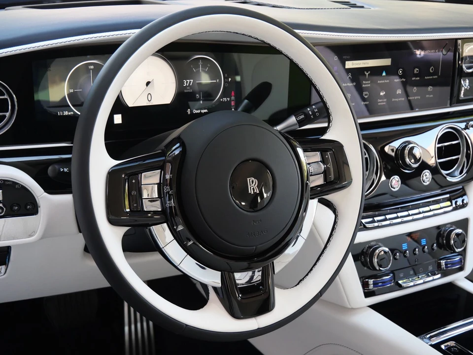 2027 Rolls-Royce Ghost 2nd Gen - Image 24 of 31