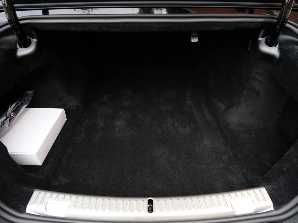 2027 Rolls-Royce Ghost 2nd Gen - Image 29 of 31