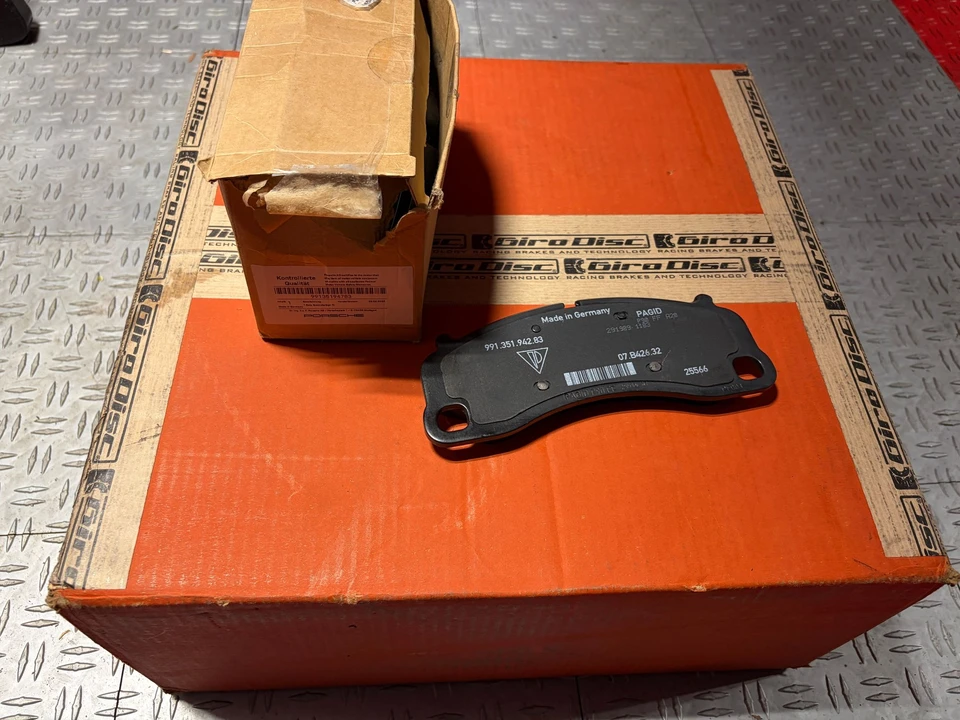 2018 Parts & Memorabilia Mechanical Components - Image 2 of 5