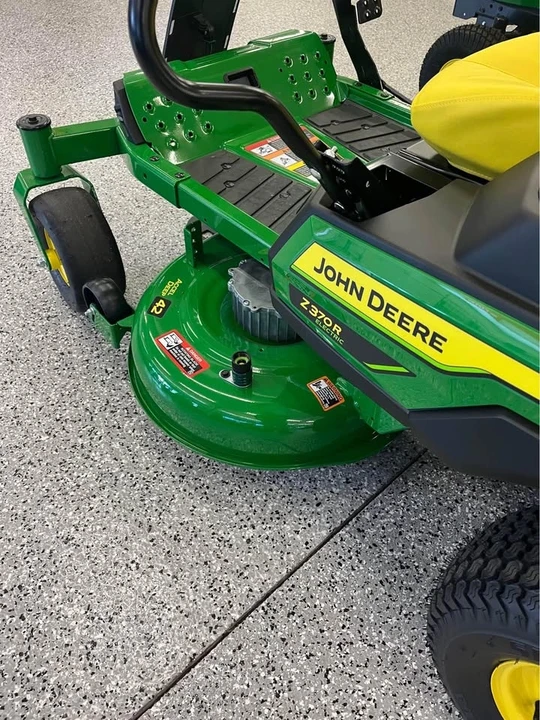 John Deere - Image 2 of 3