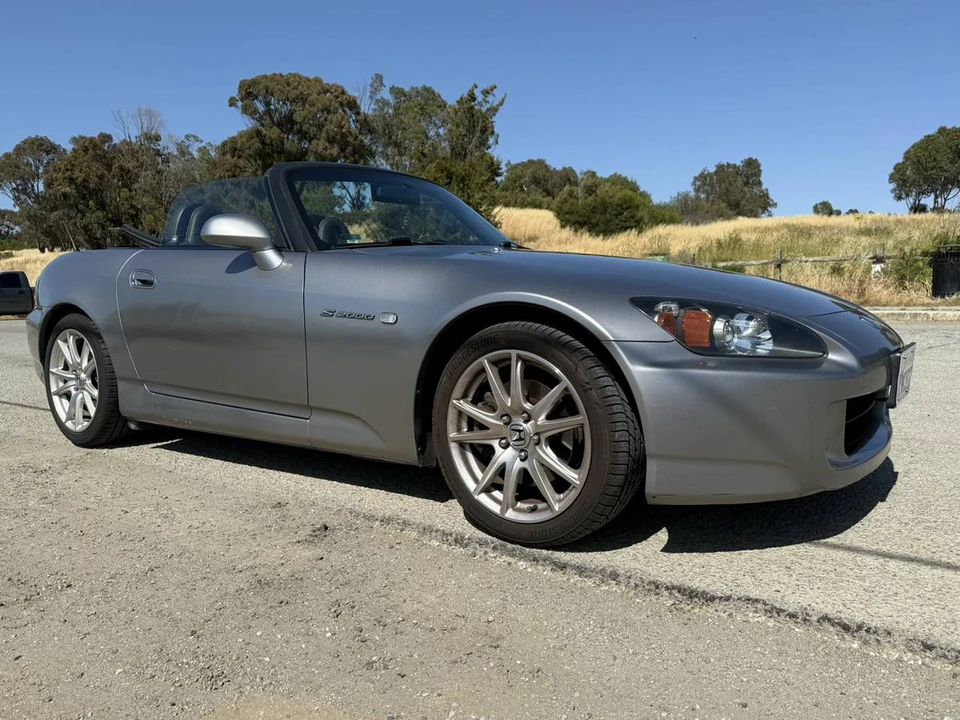 2004 Honda AP2 S2000 - Image 5 of 10