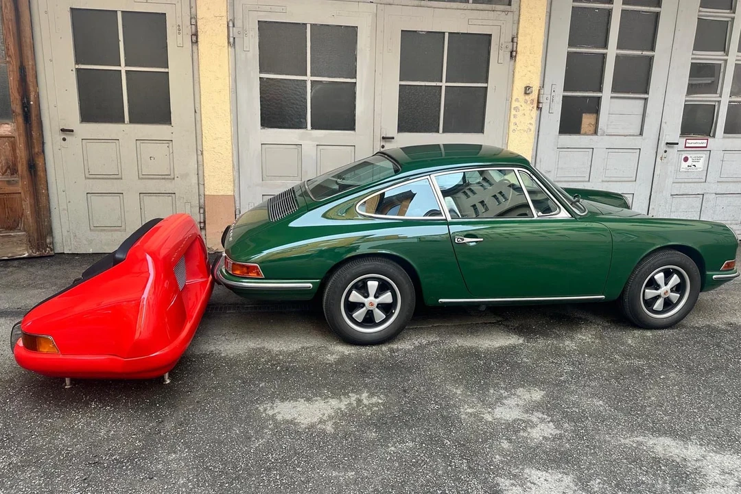 Porsche 911 - Image 20 of 24