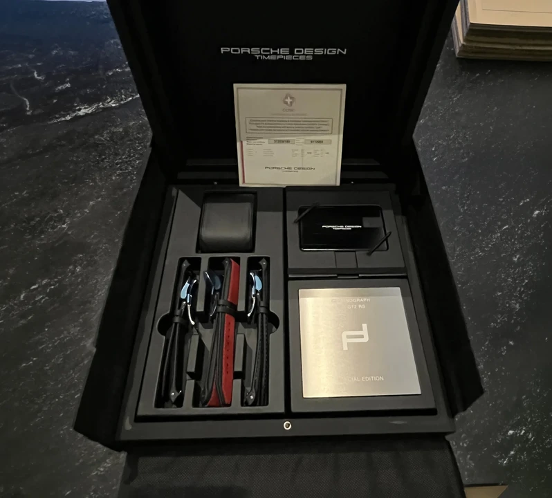 Porsche - Image 5 of 17
