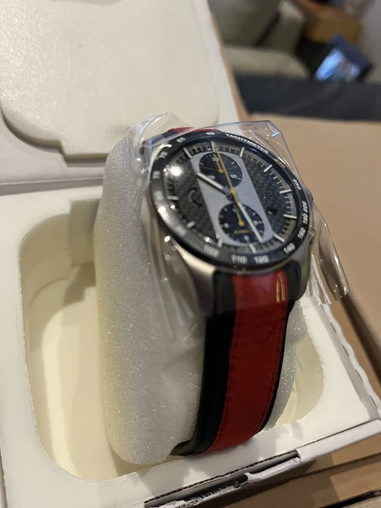 Porsche - Image 2 of 17