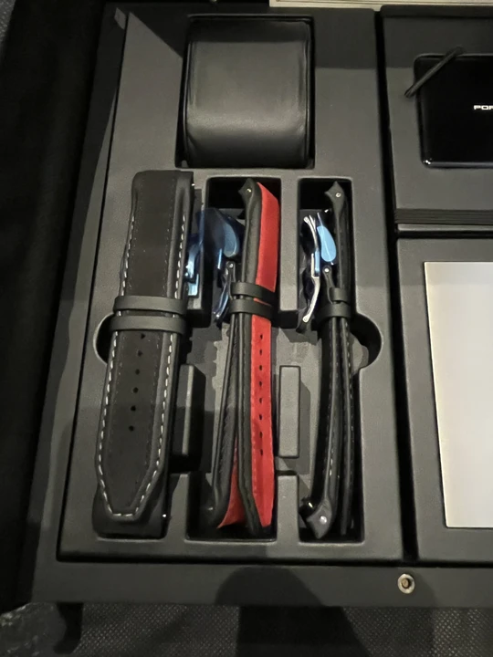 Porsche - Image 6 of 17