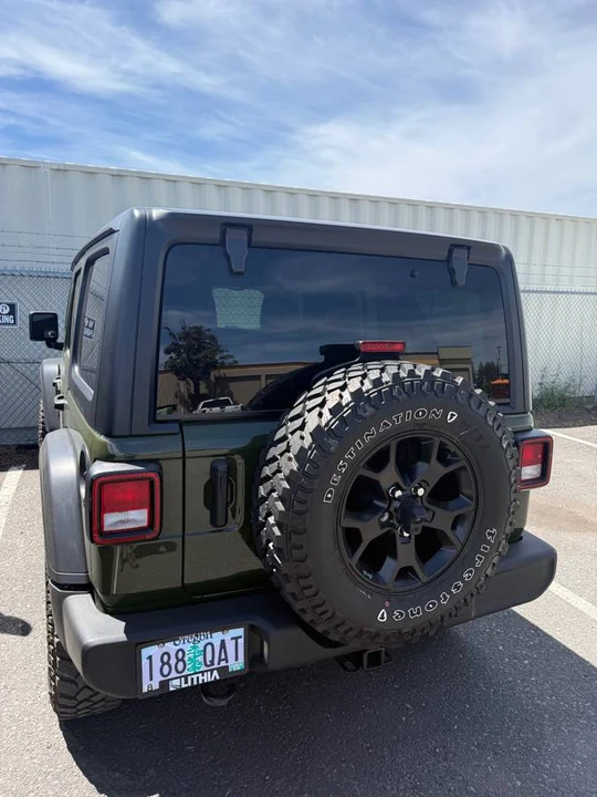 2023 Jeep JL Wrangler - Image 4 of 17