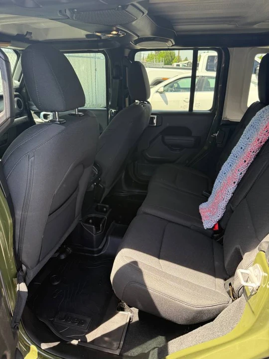 2023 Jeep JL Wrangler - Image 15 of 17