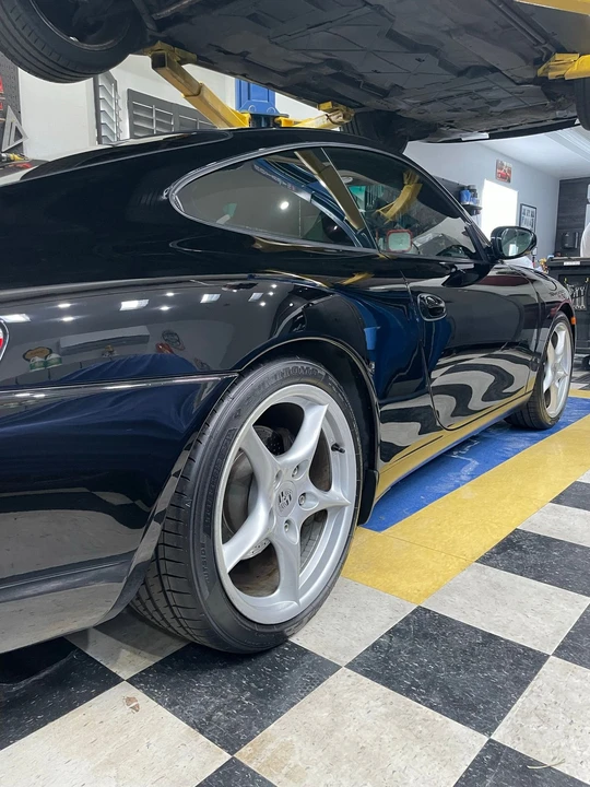 2000 Porsche 911 - Image 6 of 20