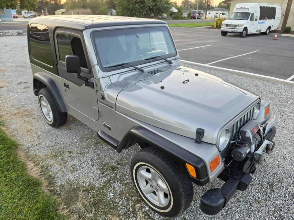 2000 Jeep TJ Wrangler - Image 2 of 23