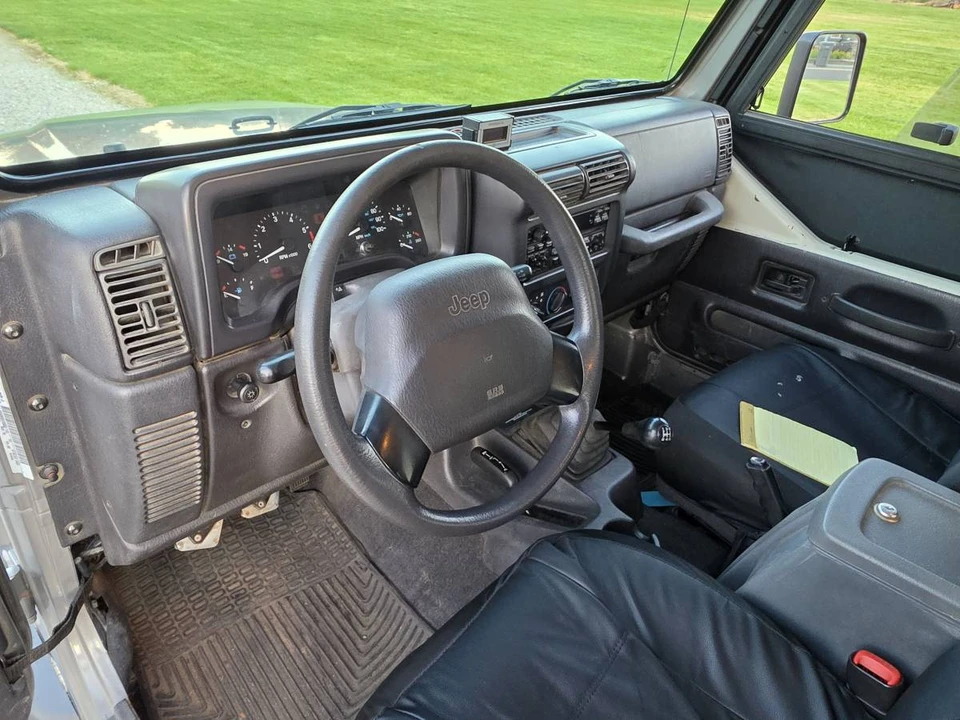 2000 Jeep TJ Wrangler - Image 17 of 23