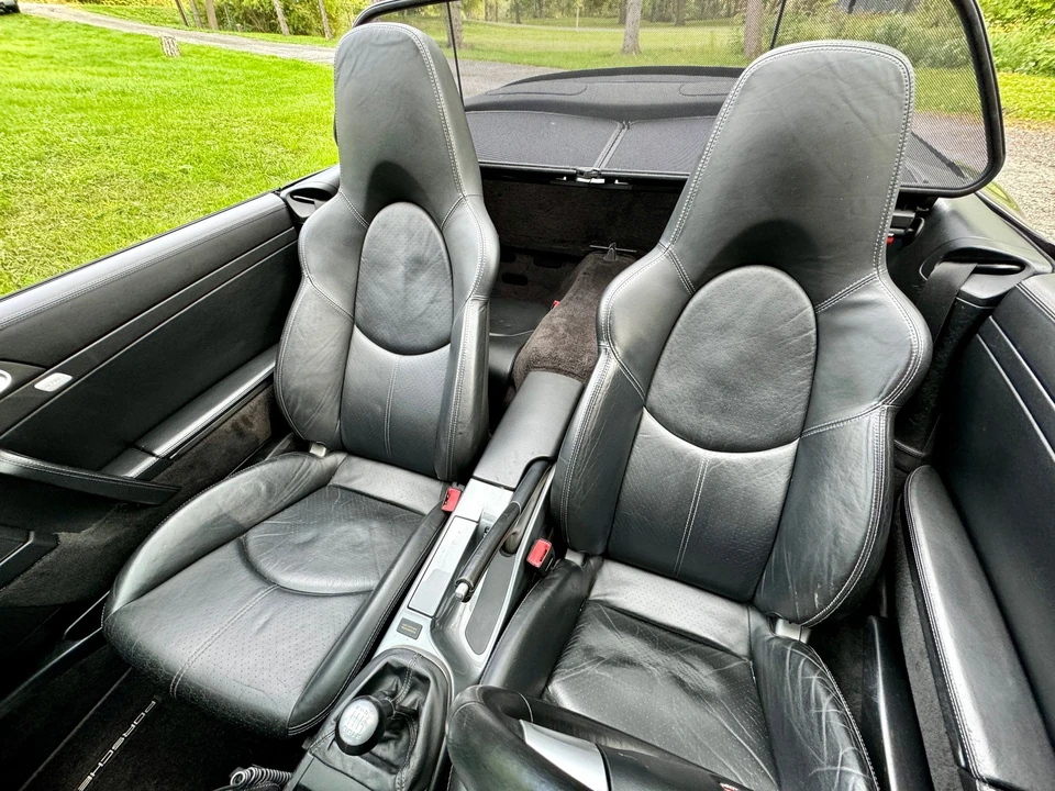 2006 Porsche 997 Carrera 4 - Image 6 of 16