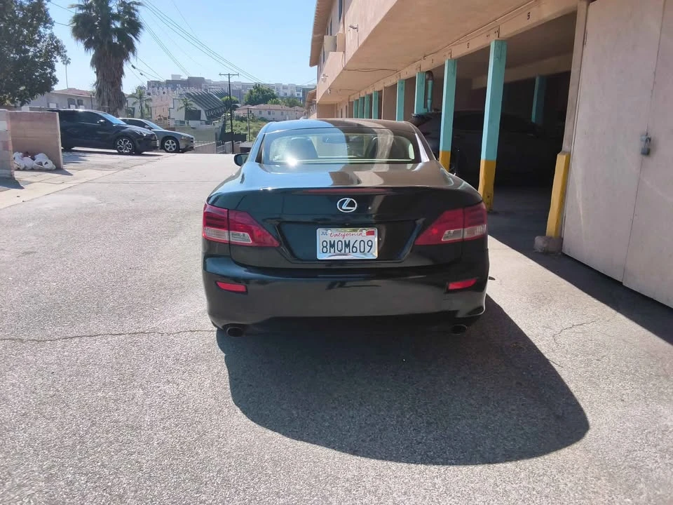 2010 Lexus IS 2nd Gen - Image 6 of 10