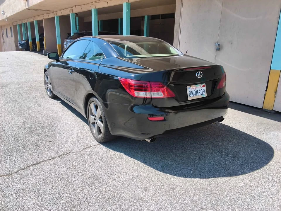 2010 Lexus IS 2nd Gen - Image 7 of 10