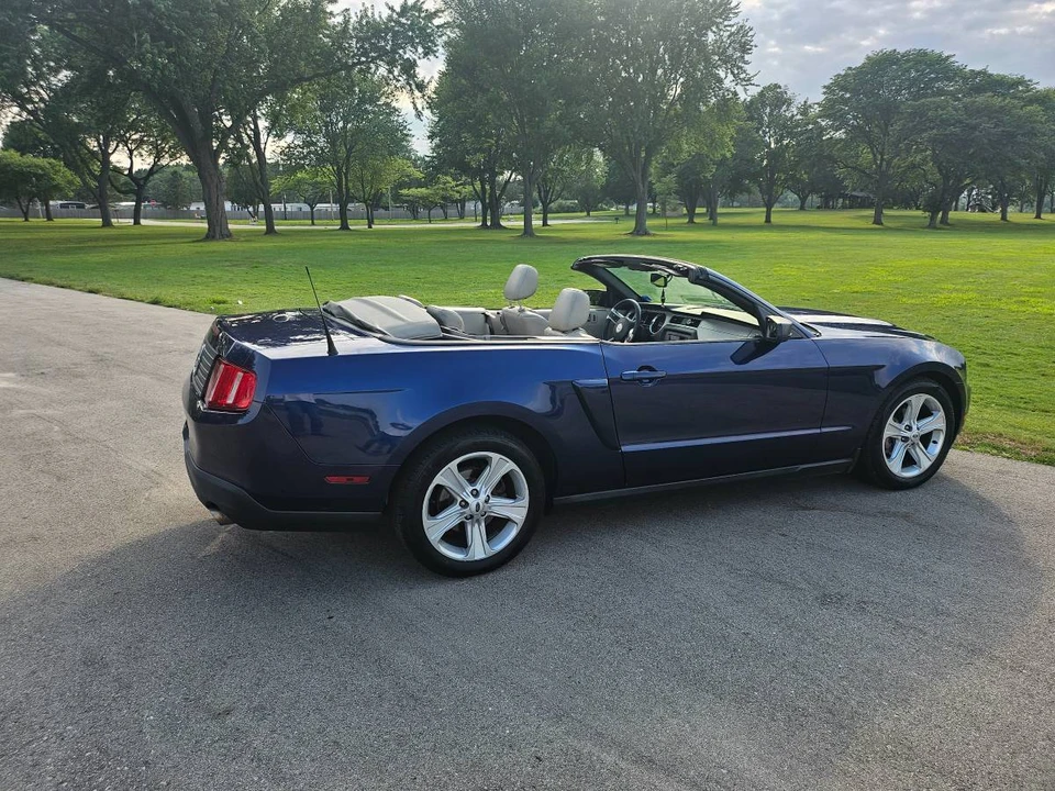 2010 Ford S197 Mustang - Image 12 of 16