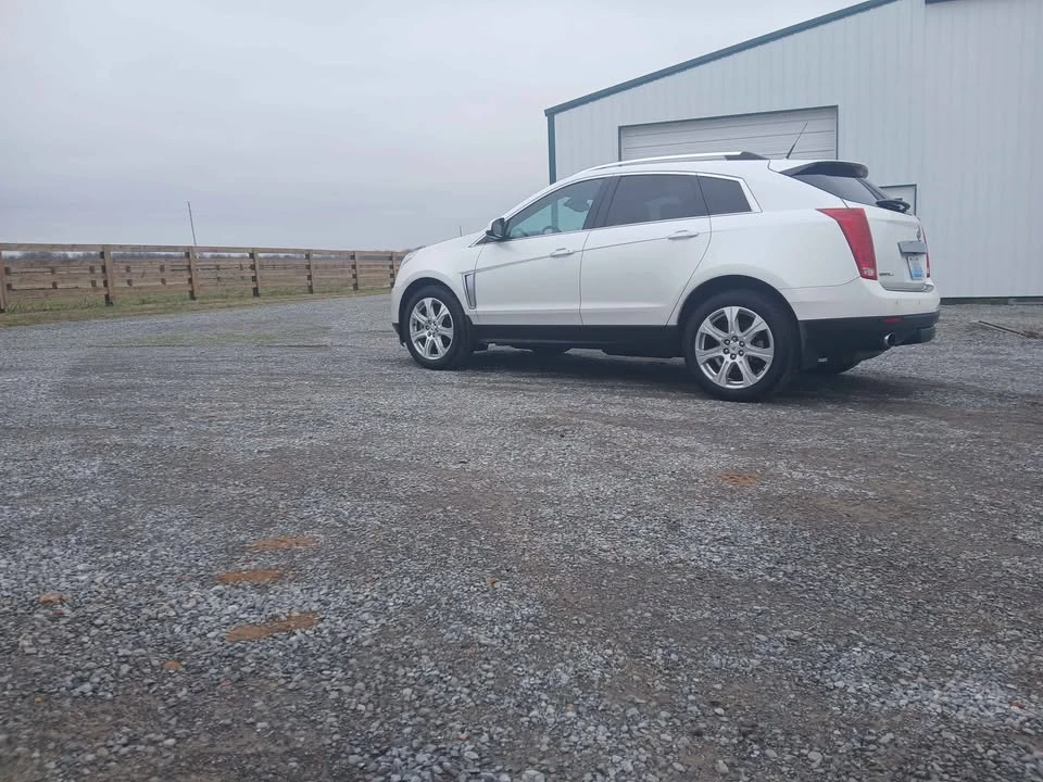 2011 Cadillac SRX - Image 5 of 9