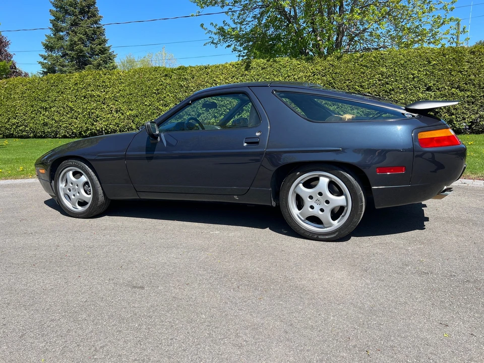1988 Porsche 928 S4 - Image 7 of 18