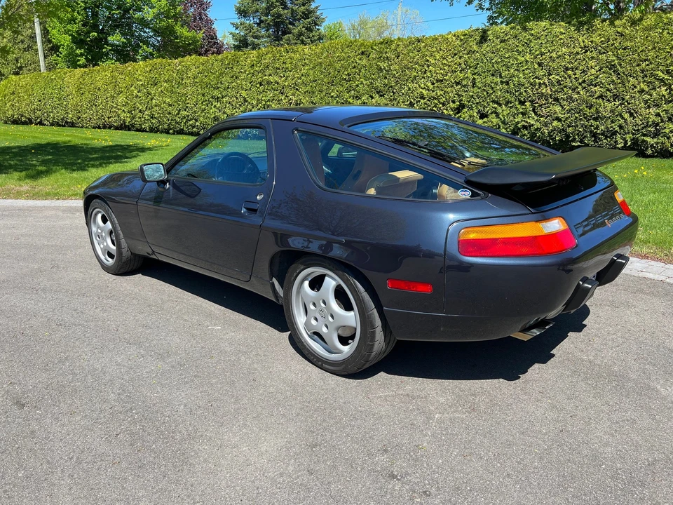 1988 Porsche 928 S4 - Image 8 of 18