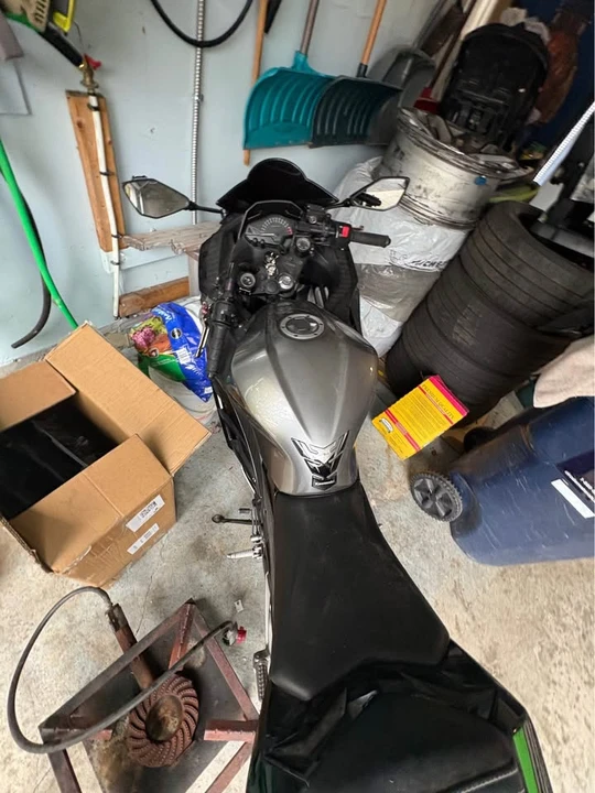Kawasaki Ninja - Image 2 of 3