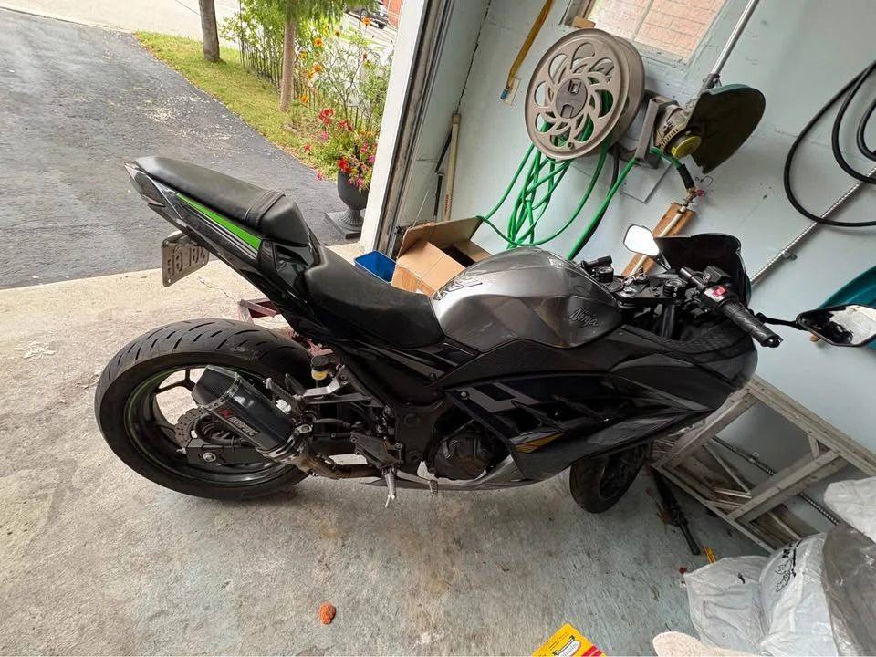 Kawasaki Ninja - Image 3 of 3