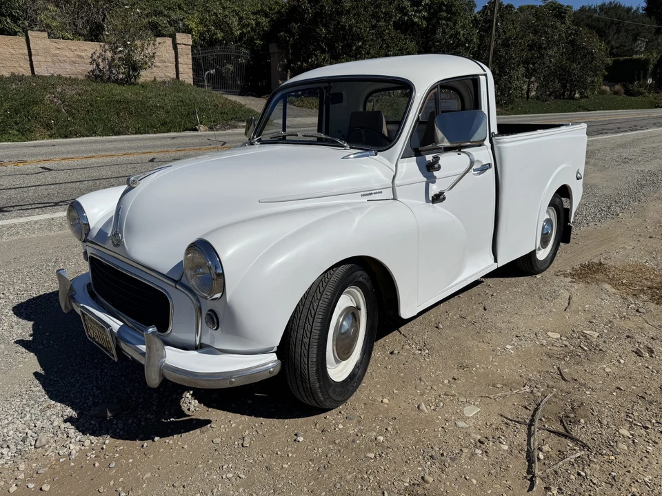 Morris Minor - Image 4 of 31