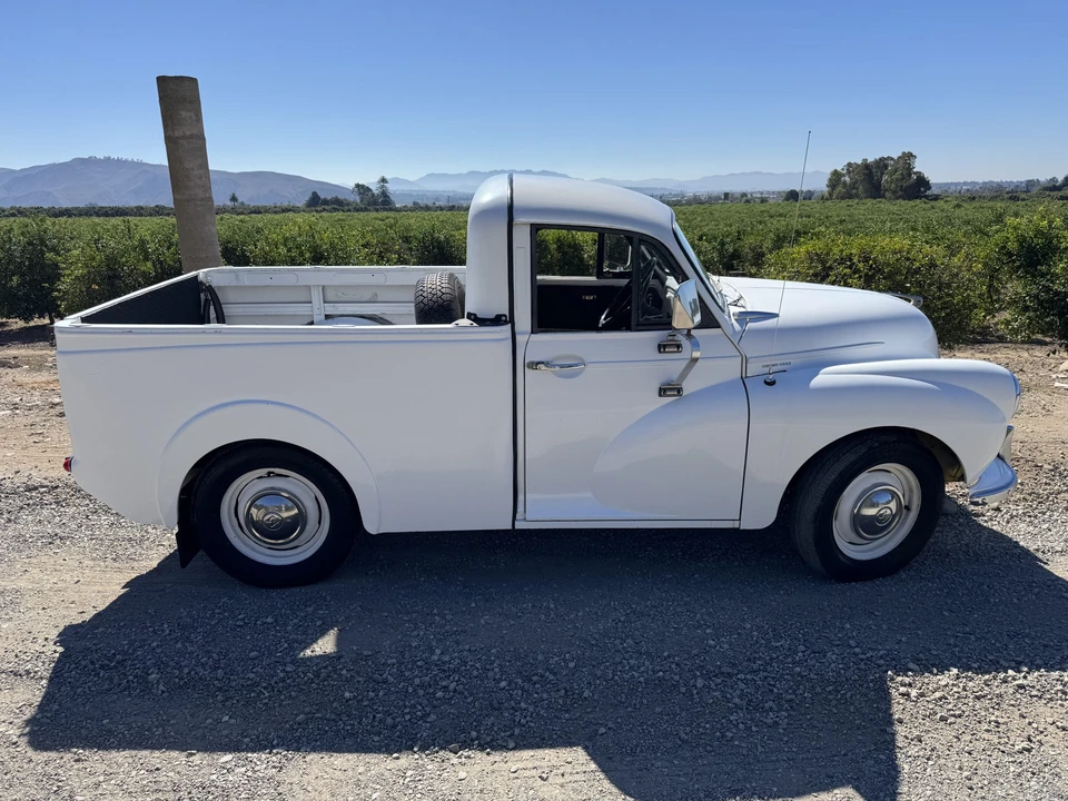 Morris Minor - Image 12 of 31