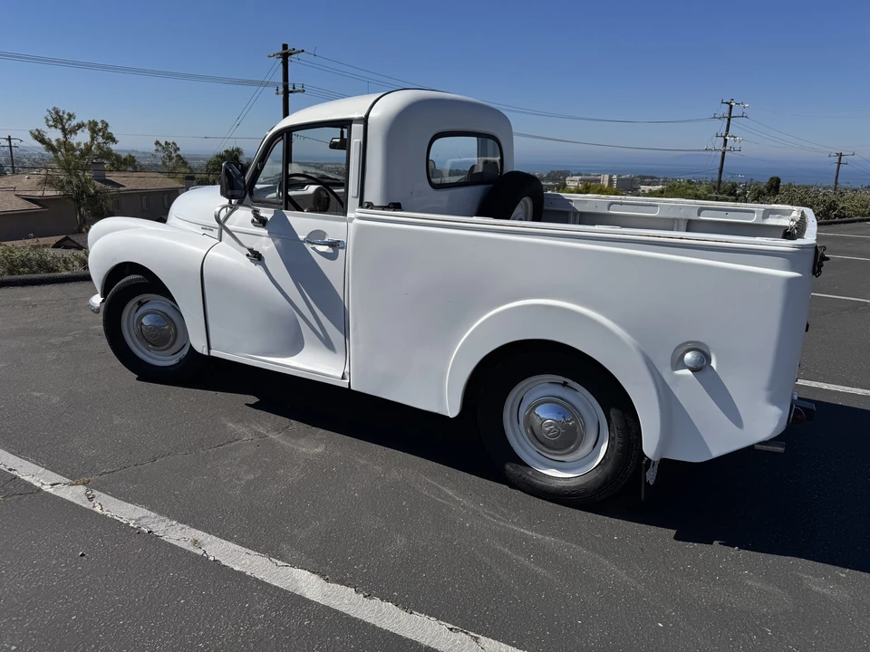 Morris Minor - Image 6 of 31