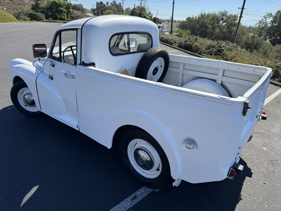 Morris Minor - Image 7 of 31
