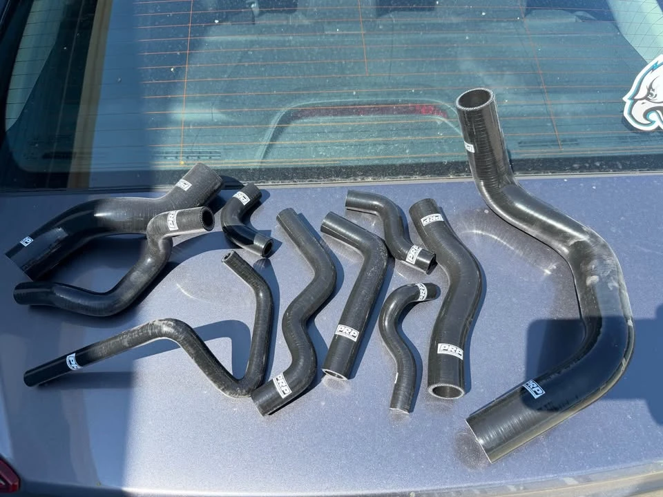 Parts & Memorabilia Engines - Image 3 of 8