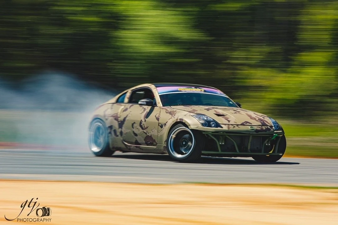2005 Nissan 350Z 5th Gen - Image 13 of 14