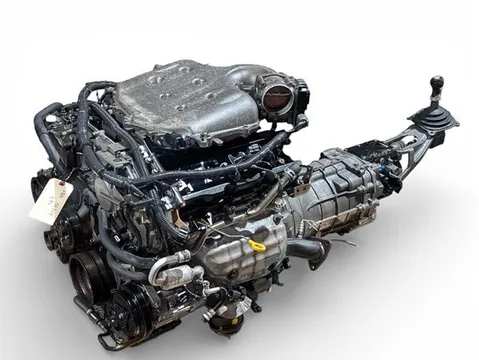 Nissan 350Z VQ35DE Engine and 6-Speed Manual Transmission