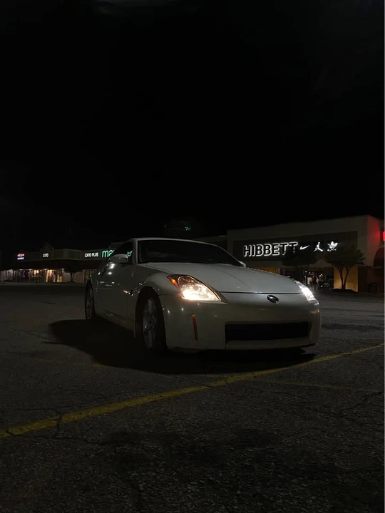 2004 Nissan 350Z 5th Gen - Image 4 of 6