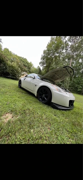Nissan 350Z 5th Gen - Image 5 of 10