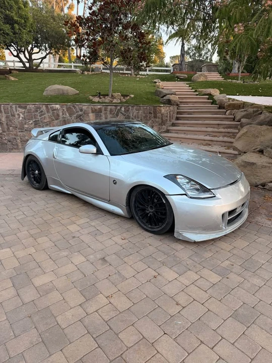 Nissan 350Z 5th Gen - Image 2 of 6
