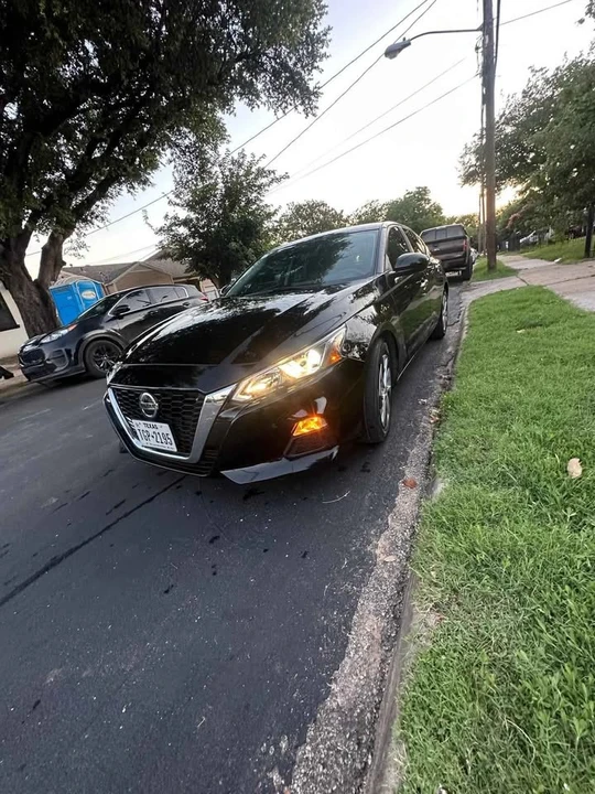 2020 Nissan Altima 6th Gen - Image 5 of 9