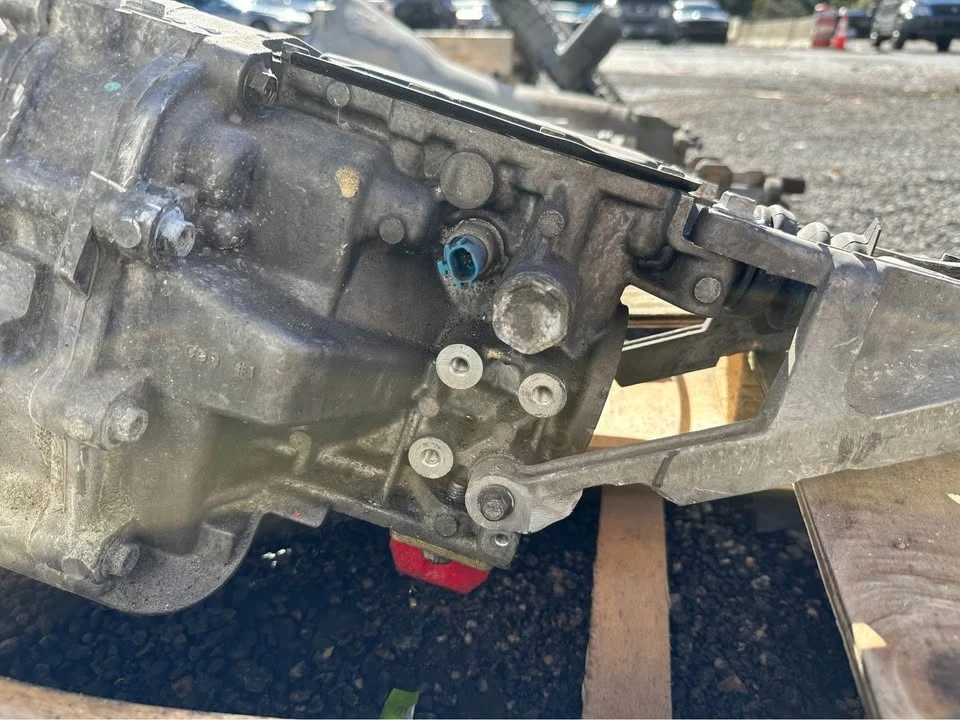 Parts & Memorabilia Gearboxes - Image 5 of 10
