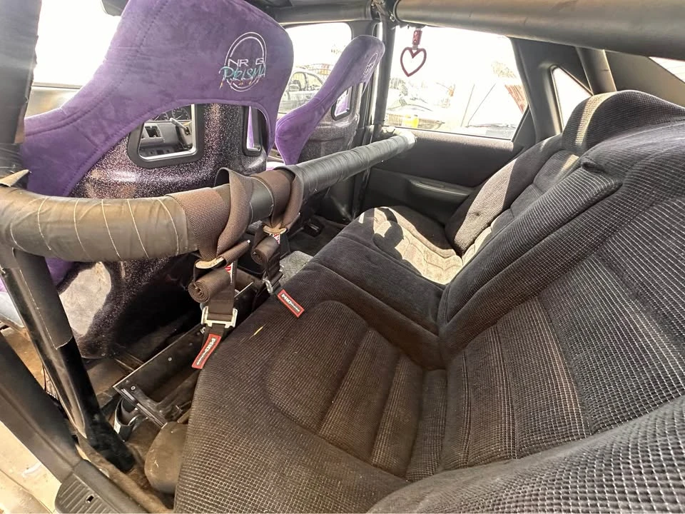 Nissan Skyline - Image 8 of 8