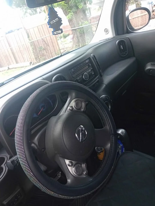 2010 Nissan Cube - Image 2 of 9