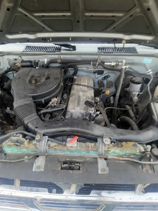 Nissan Frontier 1st Gen - Image 6 of 9