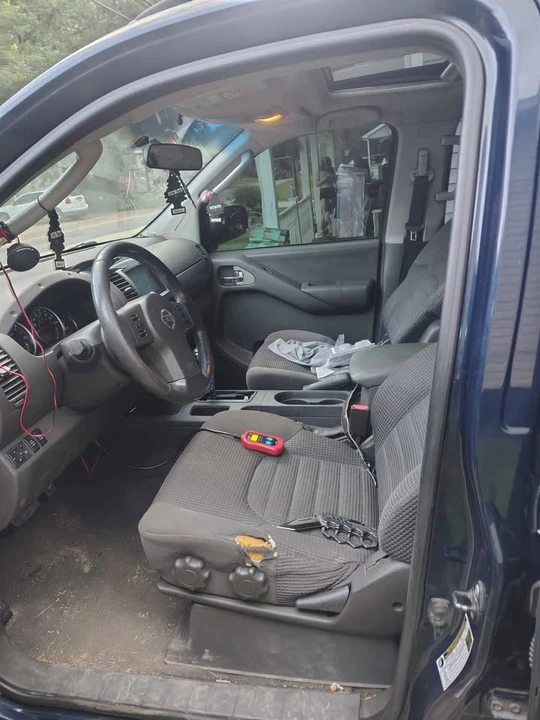 Nissan Frontier 2nd Gen - Image 8 of 9