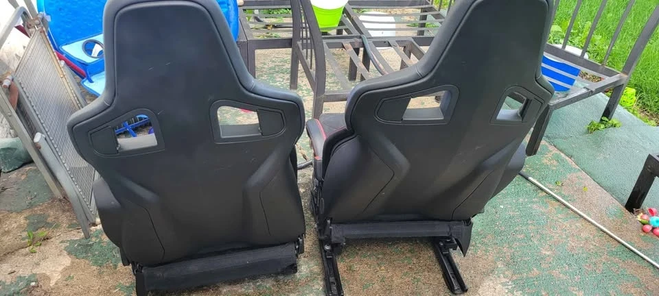 2014 Parts & Memorabilia Seats & Interior - Image 8 of 8