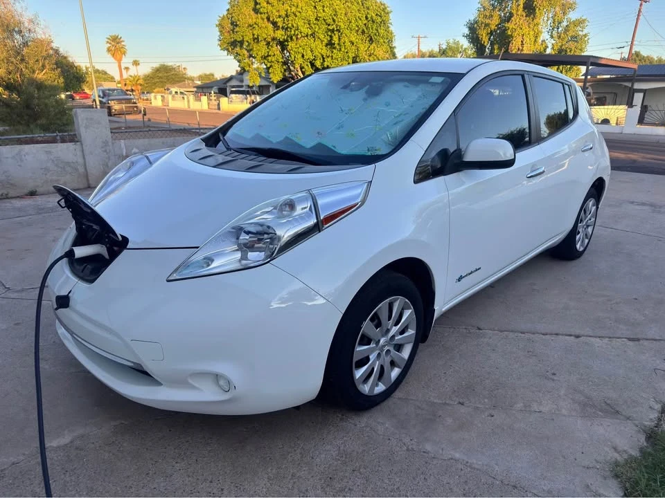 2015 Nissan Leaf - Image 5 of 5