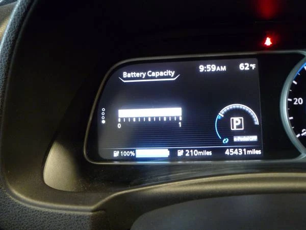 2021 Nissan Leaf - Image 17 of 17