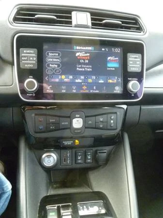 2021 Nissan Leaf - Image 9 of 17