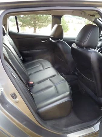 2021 Nissan Leaf - Image 7 of 17
