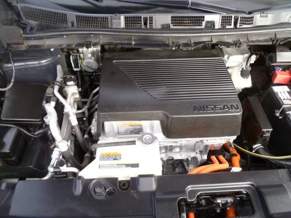 2021 Nissan Leaf - Image 11 of 17