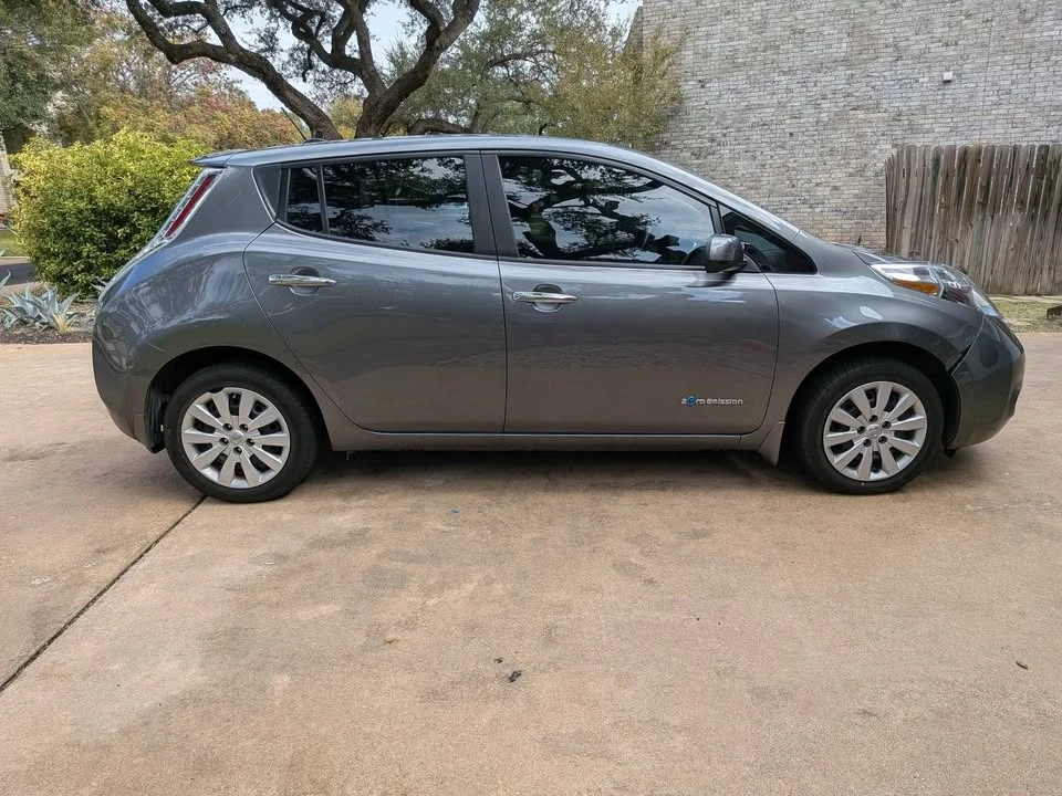 2015 Nissan Leaf - Image 4 of 7