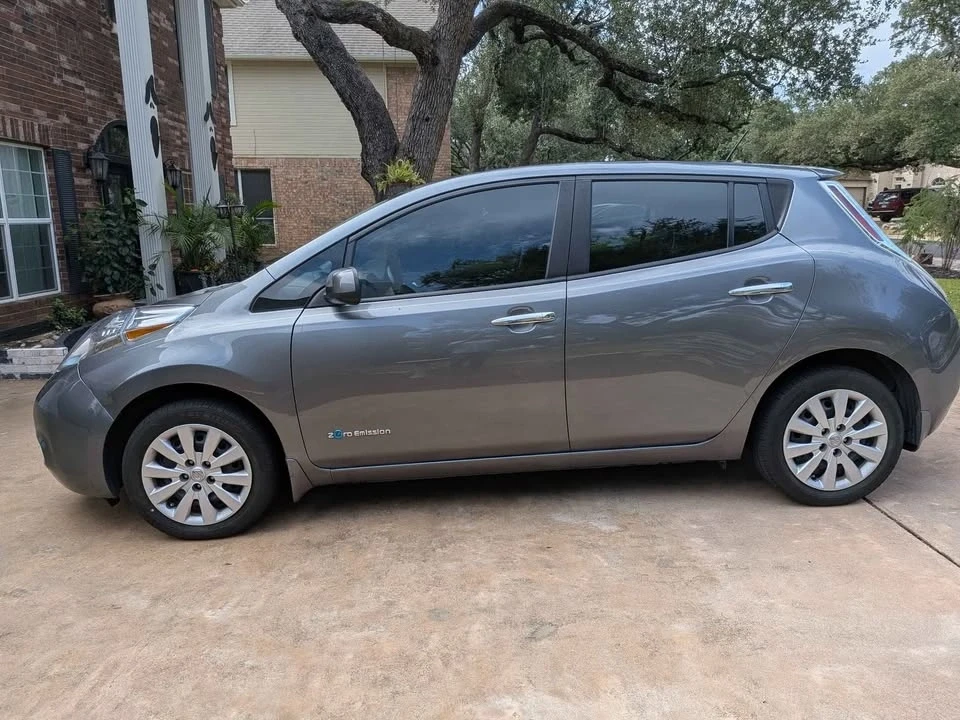 2015 Nissan Leaf - Image 2 of 7