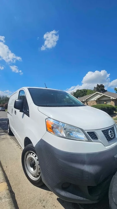 2017 Nissan NV - Image 2 of 2